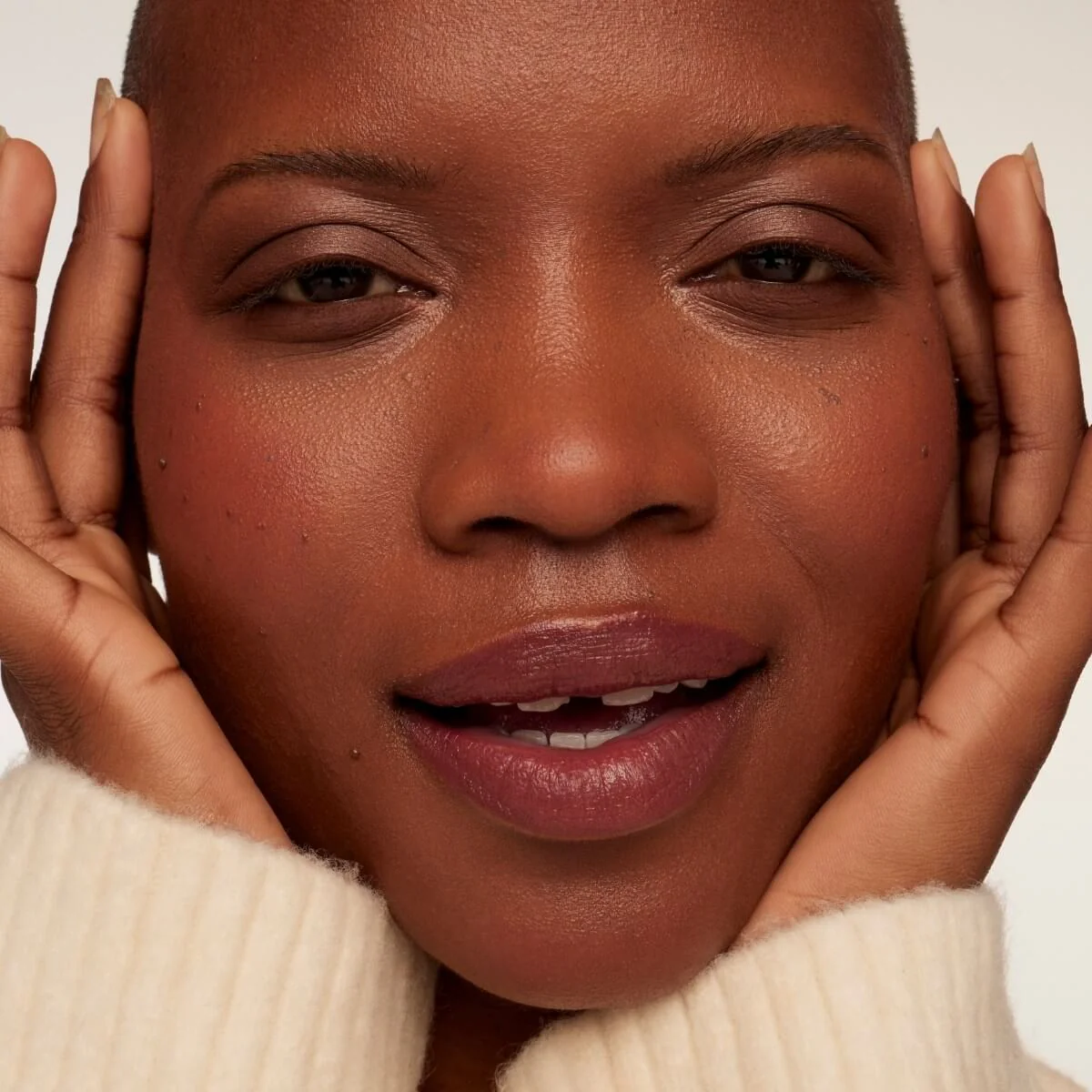 Lip and Cheek - Image 12